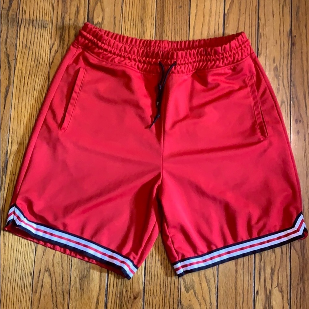 Athletic Men Zara Short - Picture 2 of 4